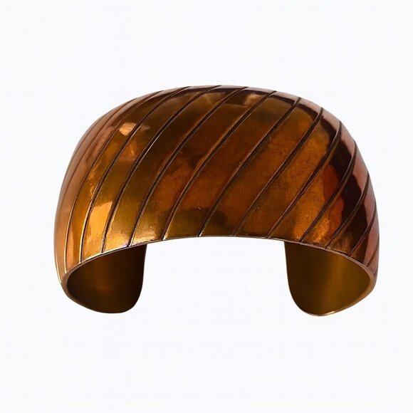 Native American Copper Cuff Wide Bracelet by Denet Chee – Etched Diagonal Design - Picture 3 of 8